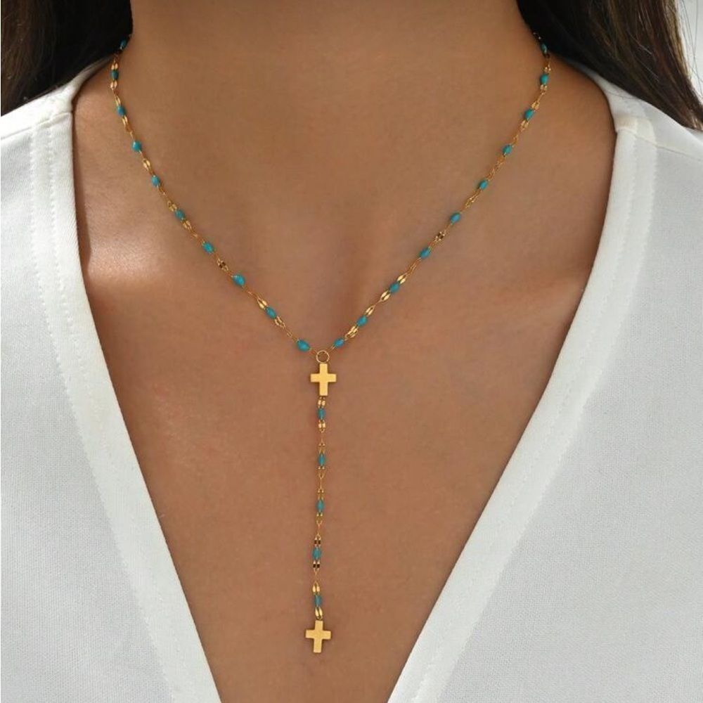 Blue Cross Necklace Q741